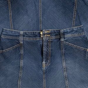 Bandolinoblu denim skirt size 10